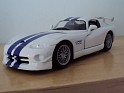 1:24 - Maisto - Dodge - Viper GT2 - 1997 - White W/Blue Stripes - Competición - 0
